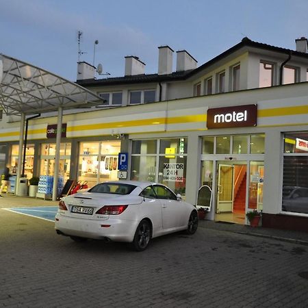 ساندومييش Motel Wig المظهر الخارجي الصورة