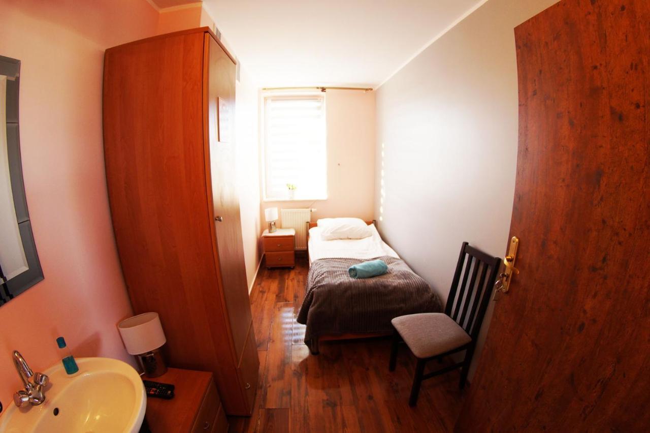 ساندومييش Motel Wig المظهر الخارجي الصورة